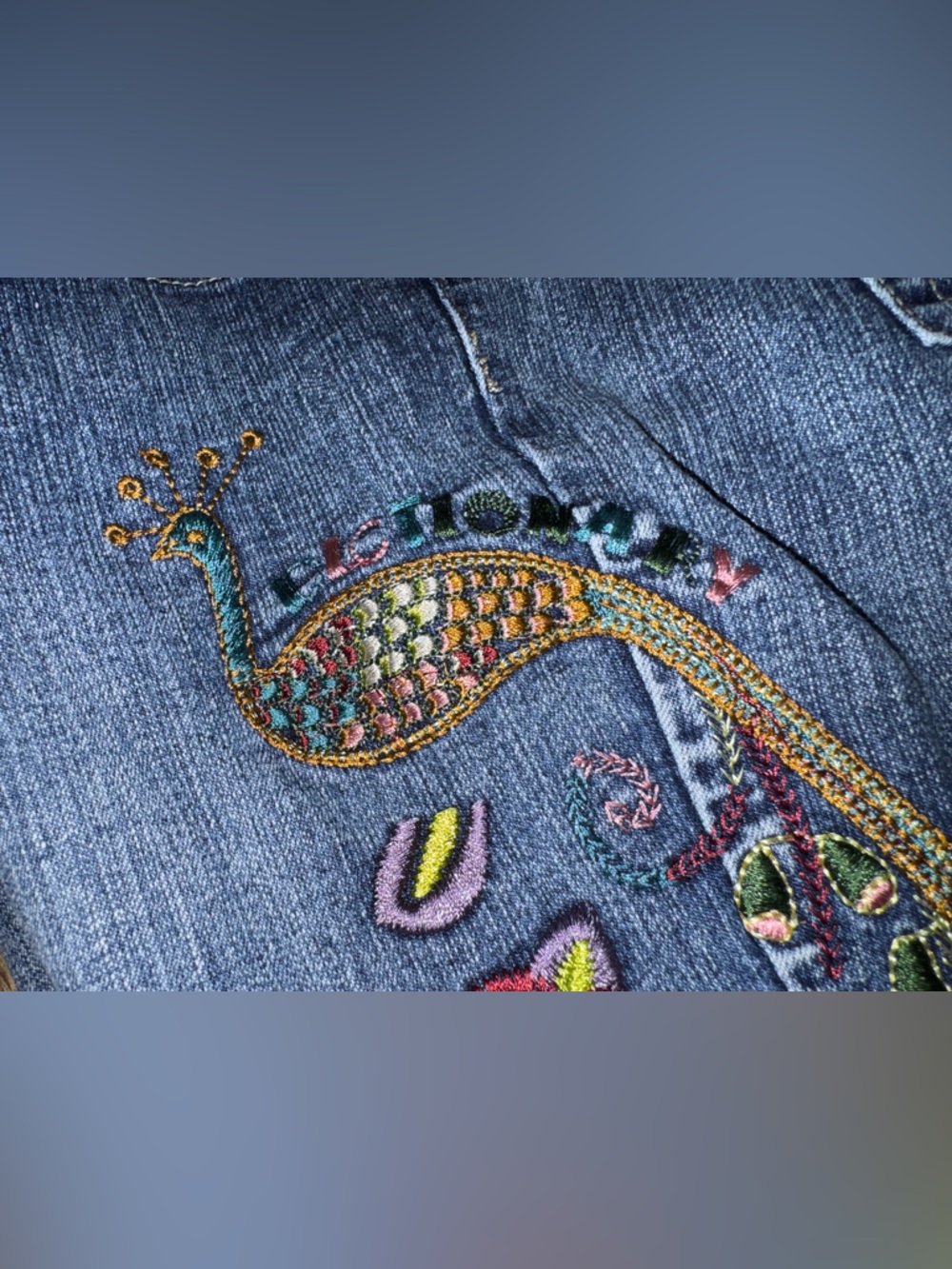 Vintage 90s DANIEL Original Design Embroidered Peacock Floral Jeans Size 3-4 - Picture 8 of 14
